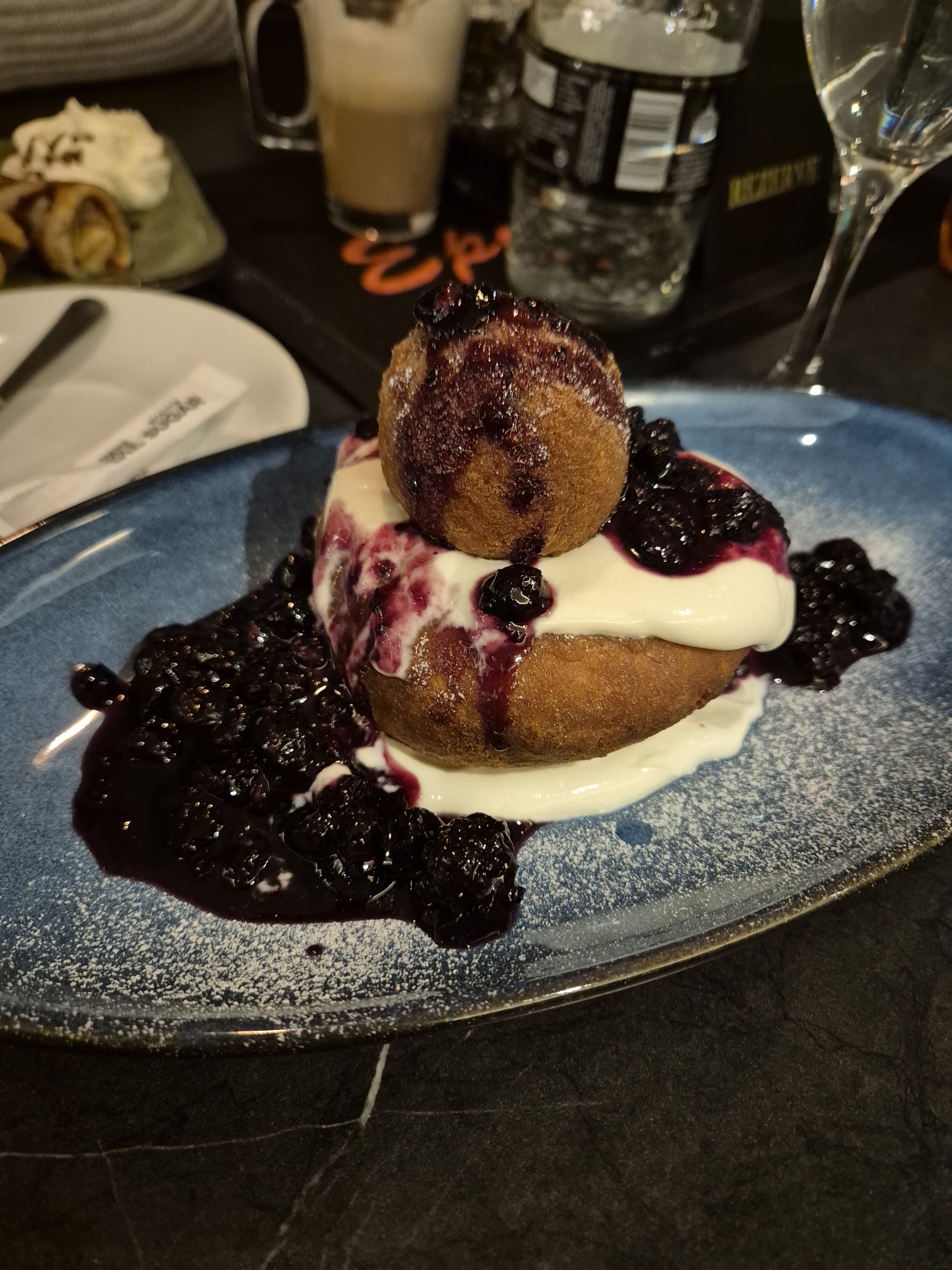 Cocktails at Epic Lounge